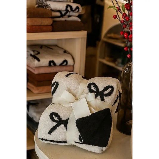 Black & White Reversible Bow Blanket