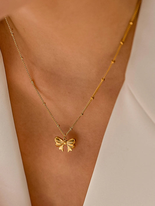 Lainey Bow Necklace