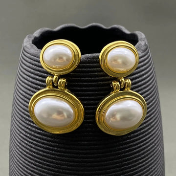 Double Pearl Earring