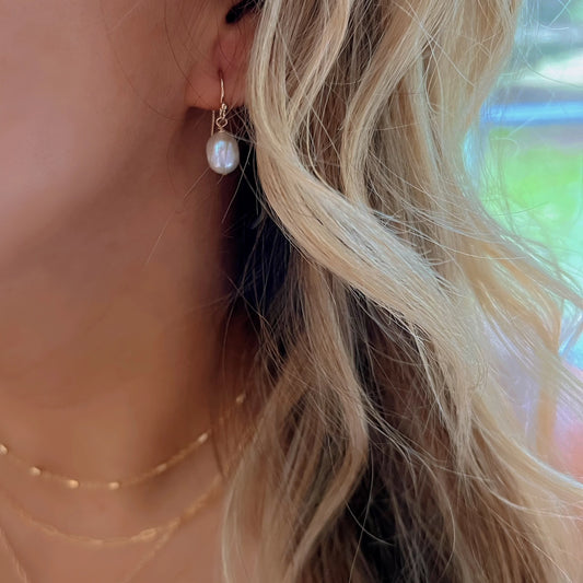 Sadie Pearl Dangle Earrings