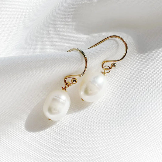 Sadie Pearl Dangle Earrings